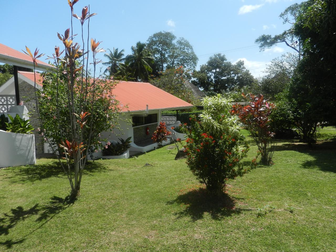 Daniella'S Bungalows Bel Ombre Exterior foto